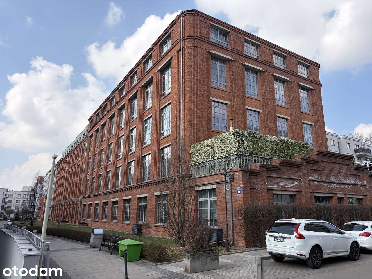 Przestronny loft 54 m² | 2 pokoje | Barciński Park | garaż + komórka