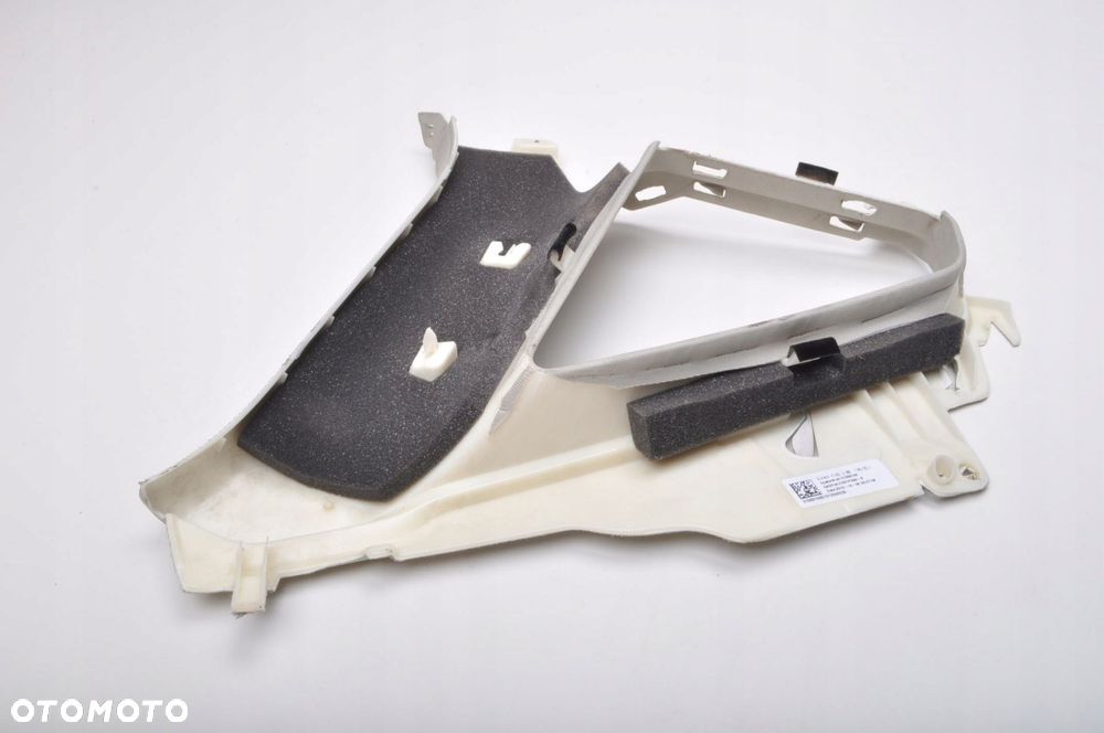 VOLVO S90 II OSŁONA SŁUPKA  PRAWA PLASTIK 31377630 31688108 - 4