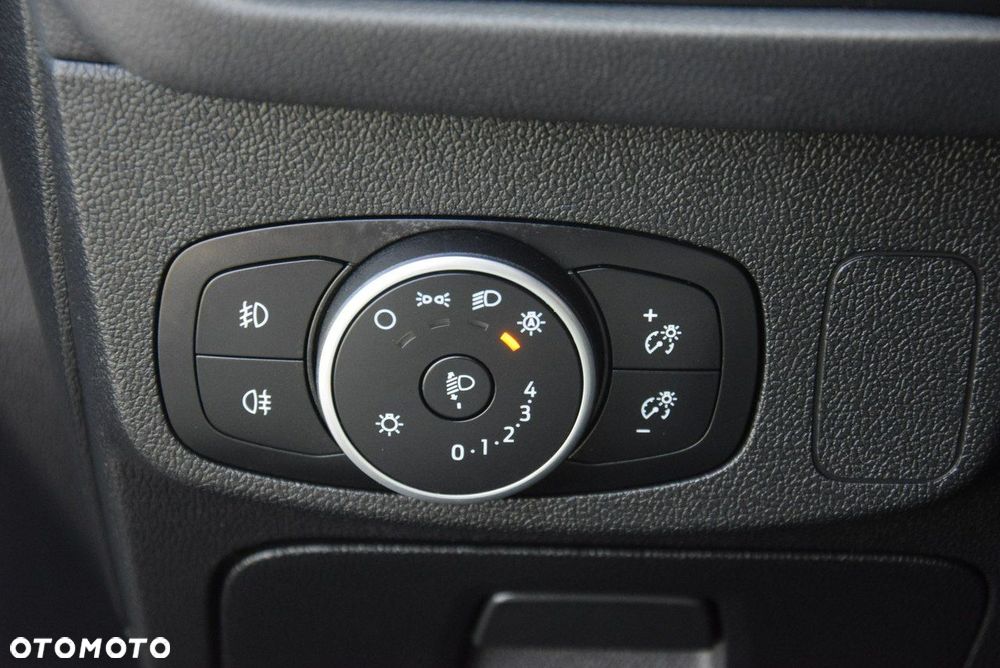 Ford Focus - 34