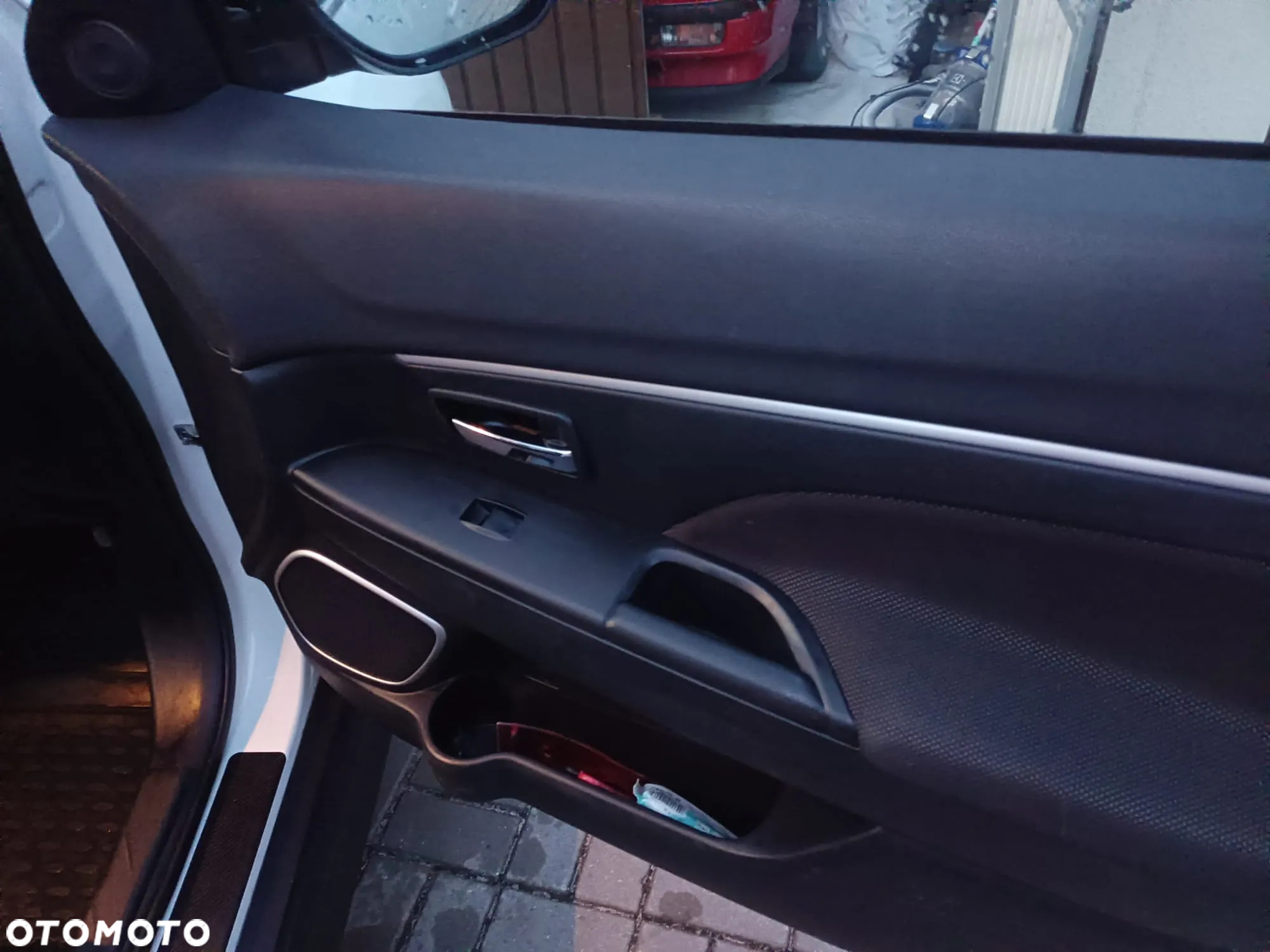 Mitsubishi ASX 1.8 DID Instyle 4WD AS&G - 6