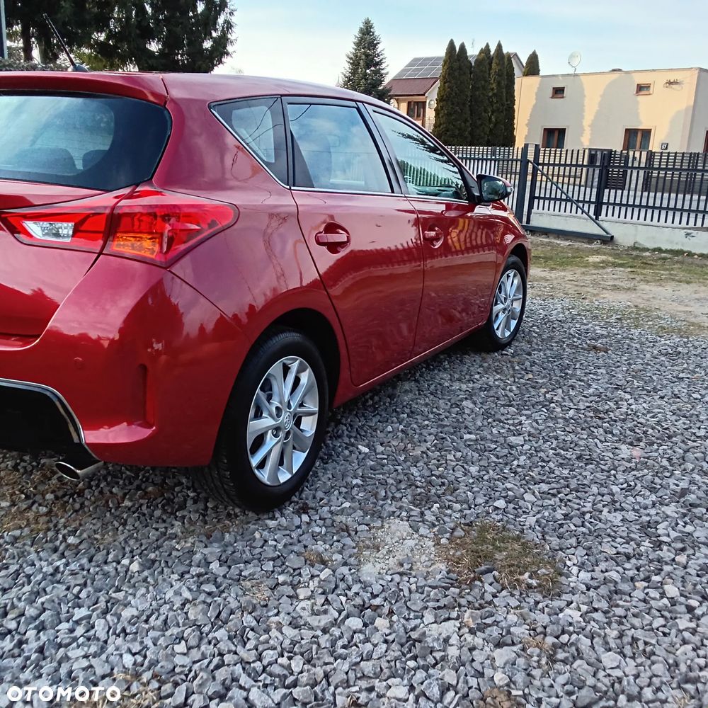 Toyota Auris - 5