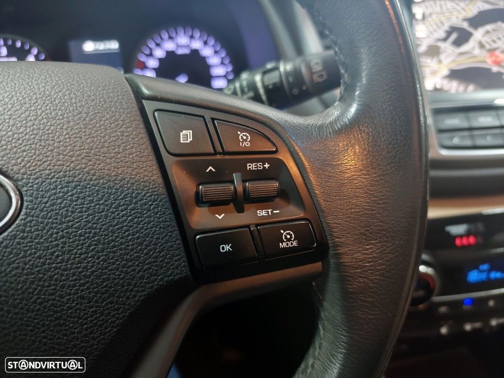Hyundai Tucson 1.7 CRDi Executive - 19