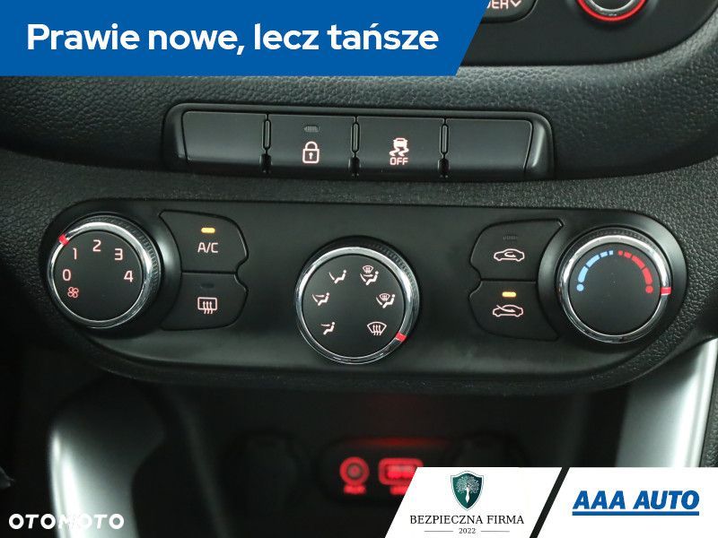 Kia Ceed - 12