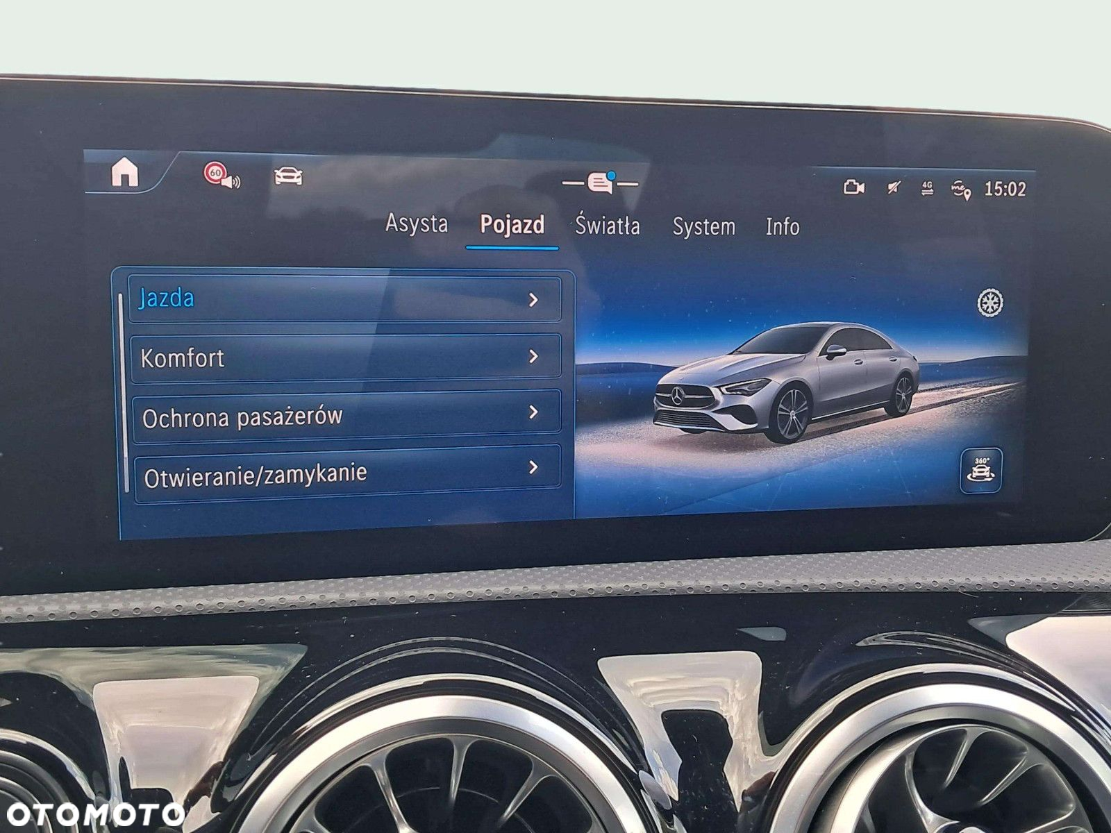 Mercedes-Benz CLA - 17