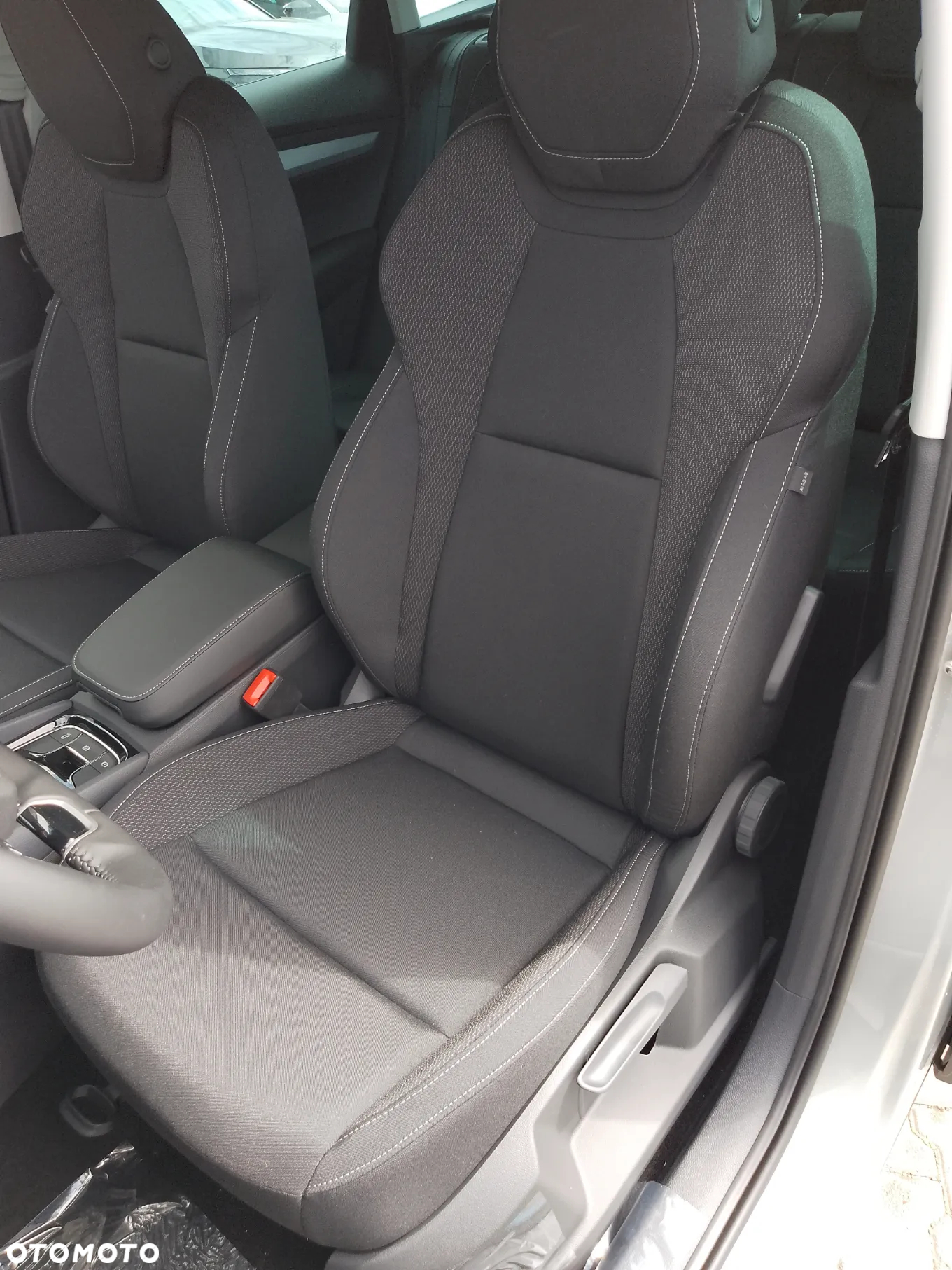 Skoda Karoq 1.5 TSI ACT Edition 130 - 9