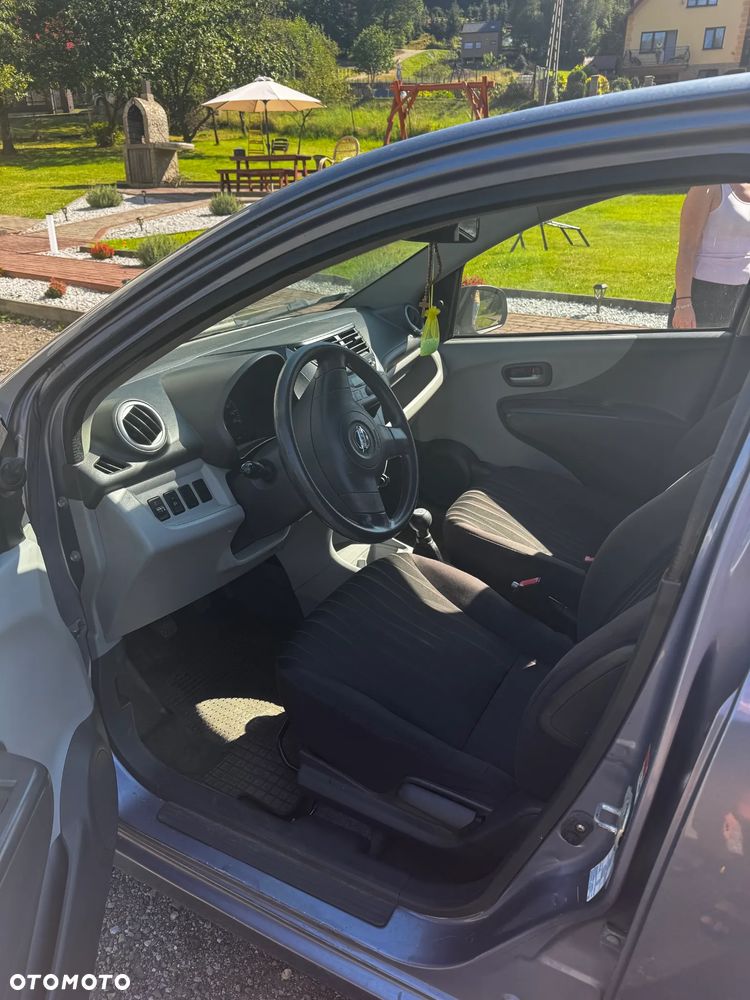 Nissan Pixo - 7