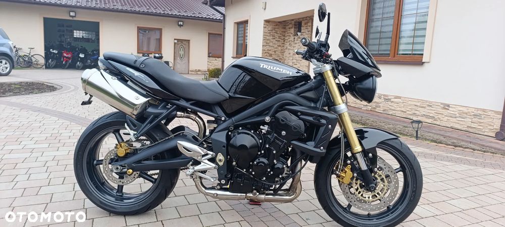 Triumph Street Triple - 3
