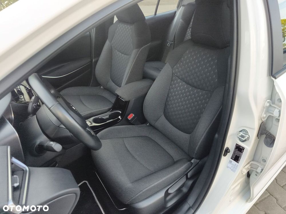Toyota Corolla 1.8 Hybrid Comfort - 18