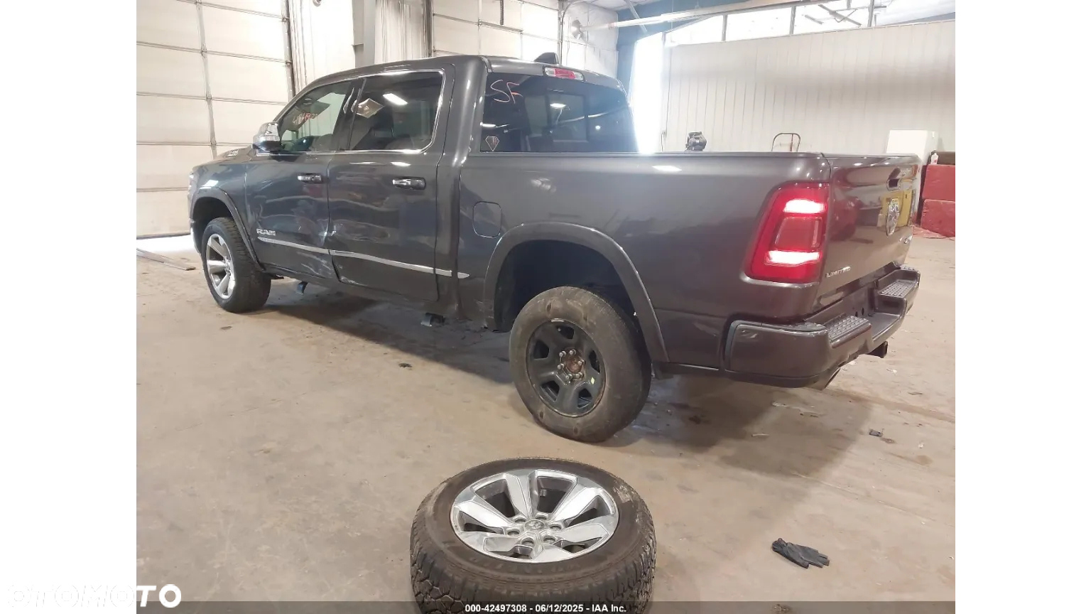 RAM 1500 Crew Cab Limited - 5