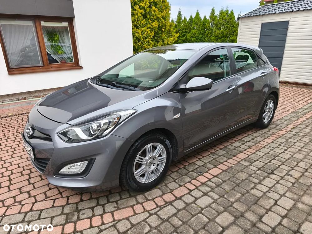 Hyundai i30 1.4 Trend - 19