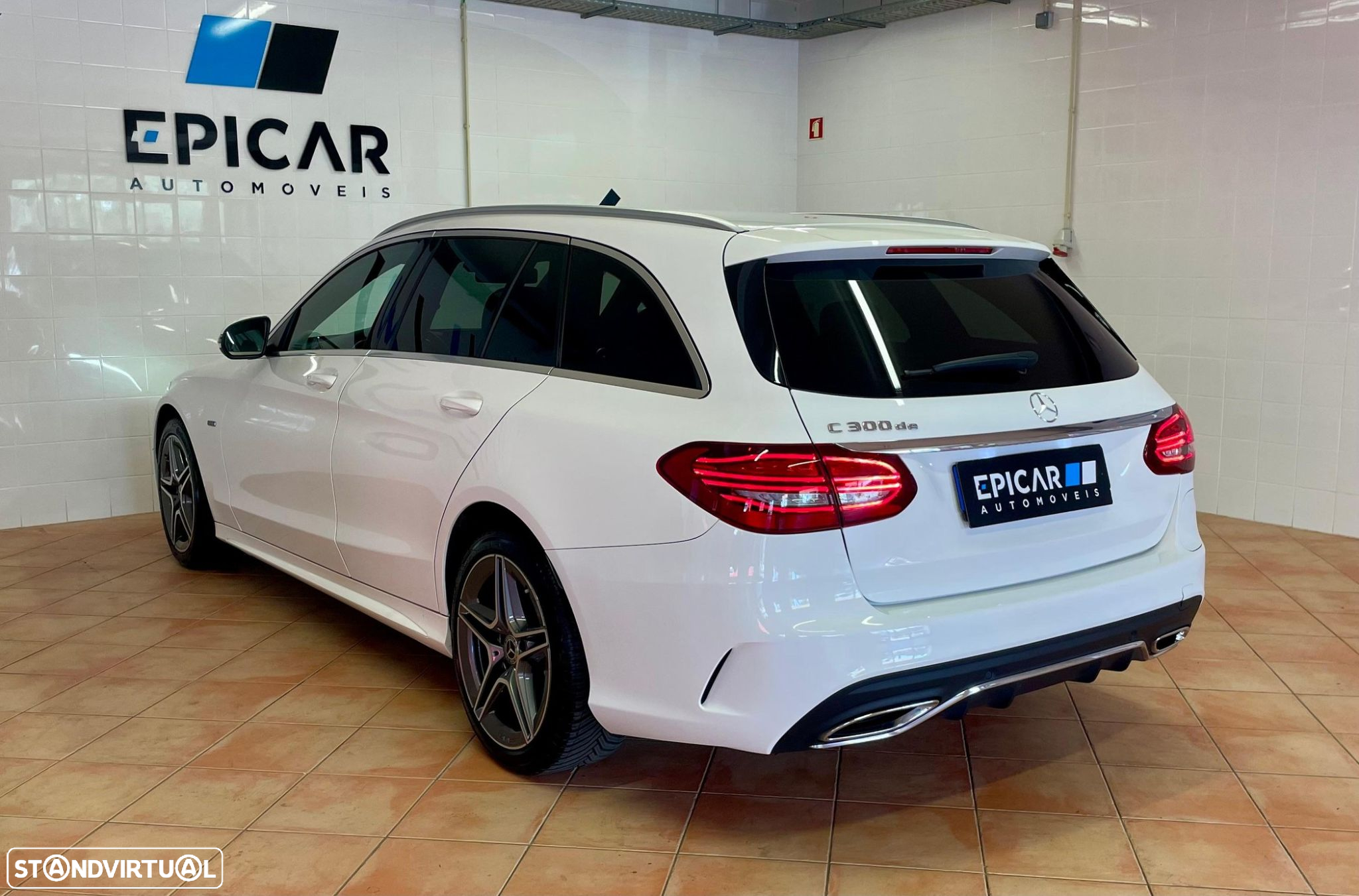 Mercedes-Benz C 300 de AMG Line - 10