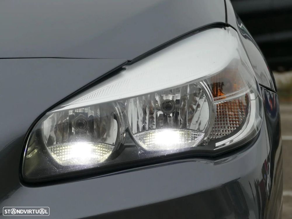 BMW 216 Active Tourer d Advantage Auto - 11