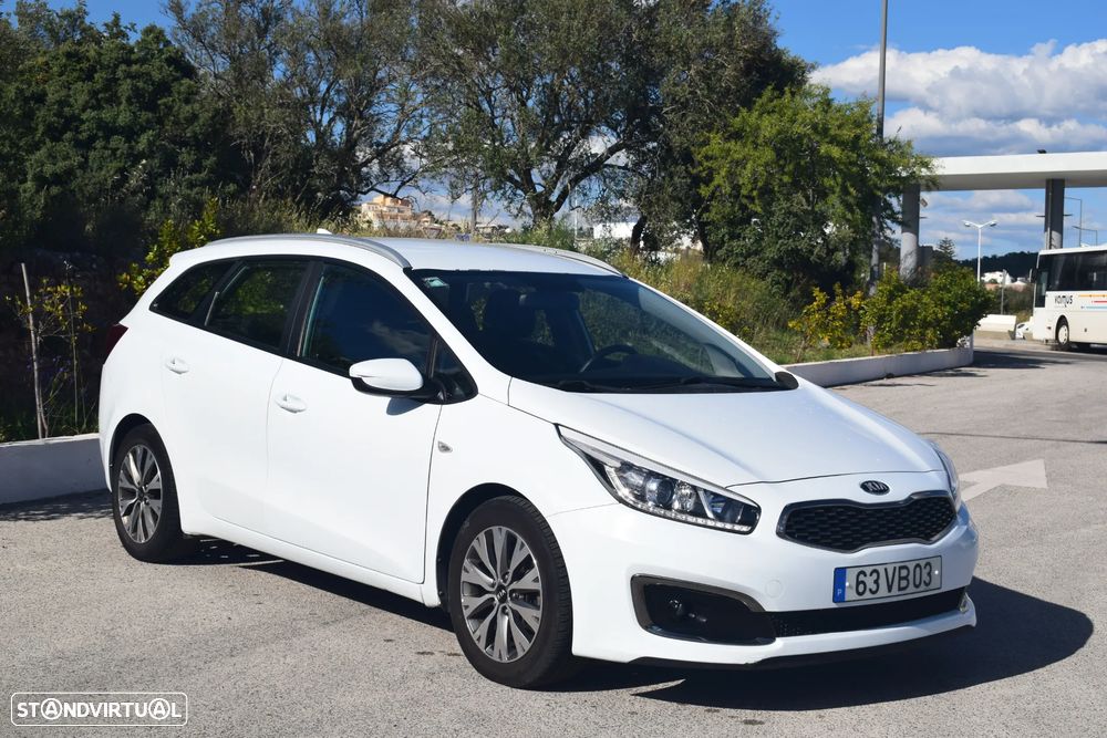 Kia Ceed SW 1.4 CRDi Nav Line - 3