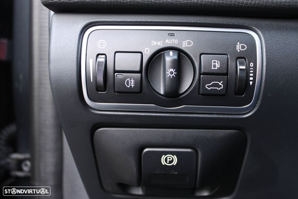 Volvo XC 60 2.0 D3 Dynamic Edition - 8