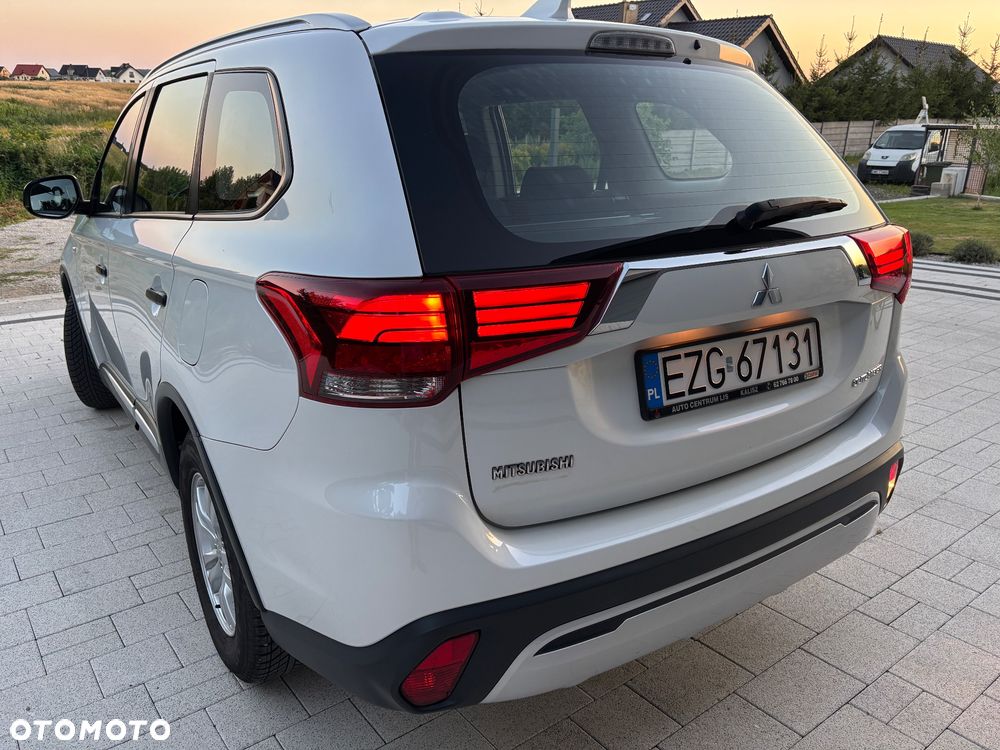 Mitsubishi Outlander 2.0 City Style 2WD - 9