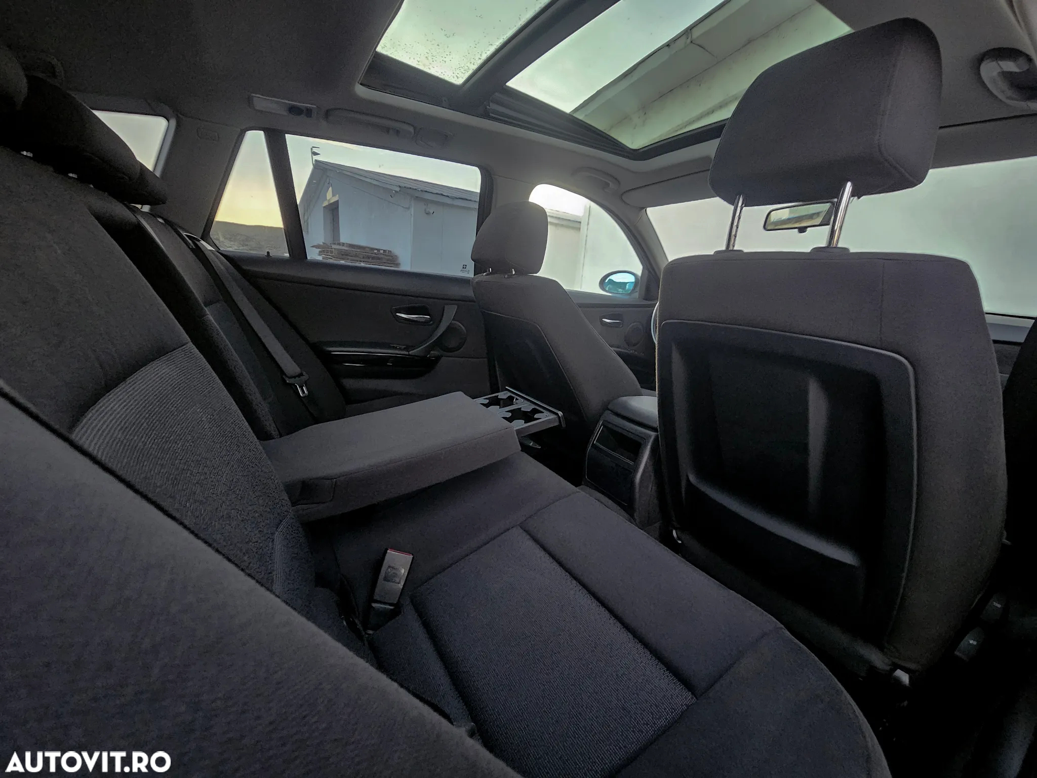 BMW Seria 3 320d DPF Touring Aut. Edition Fleet Exclusive - 10
