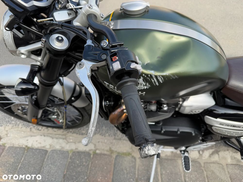 Triumph Scrambler - 20