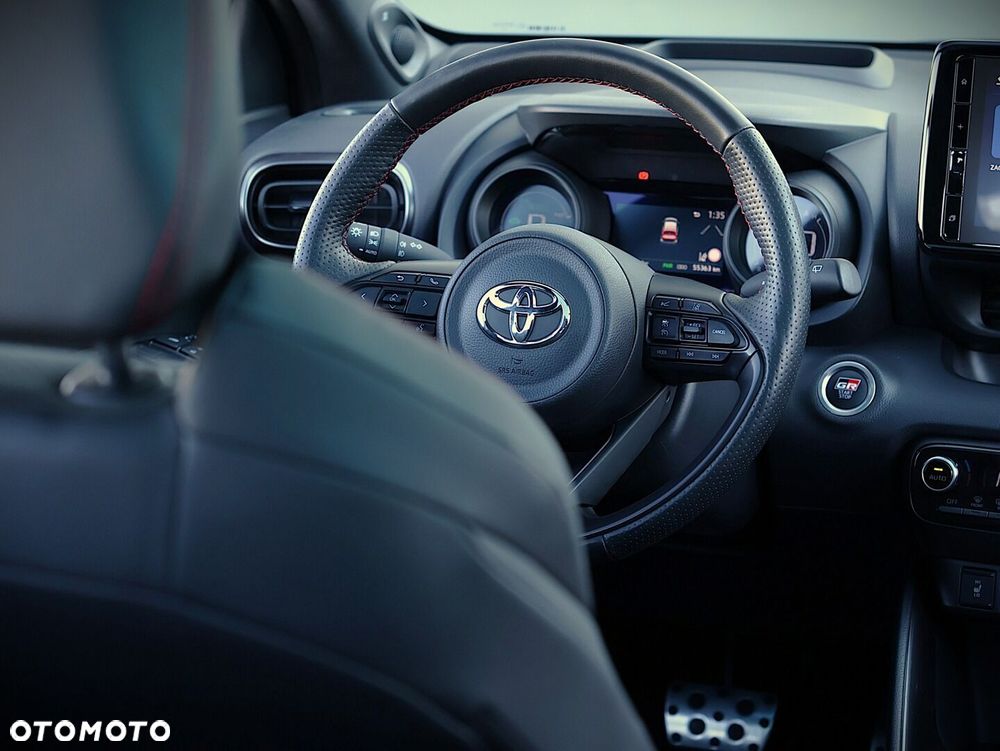 Toyota Yaris - 39