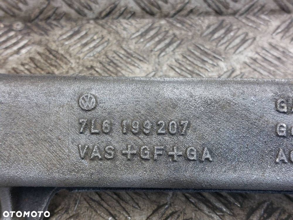 ŁAPA PODUSZKA SILNIKA PRZÓD VOLKSWAGEN TOUAREG I 7L 5.0 TDI 7L6199207 - 2