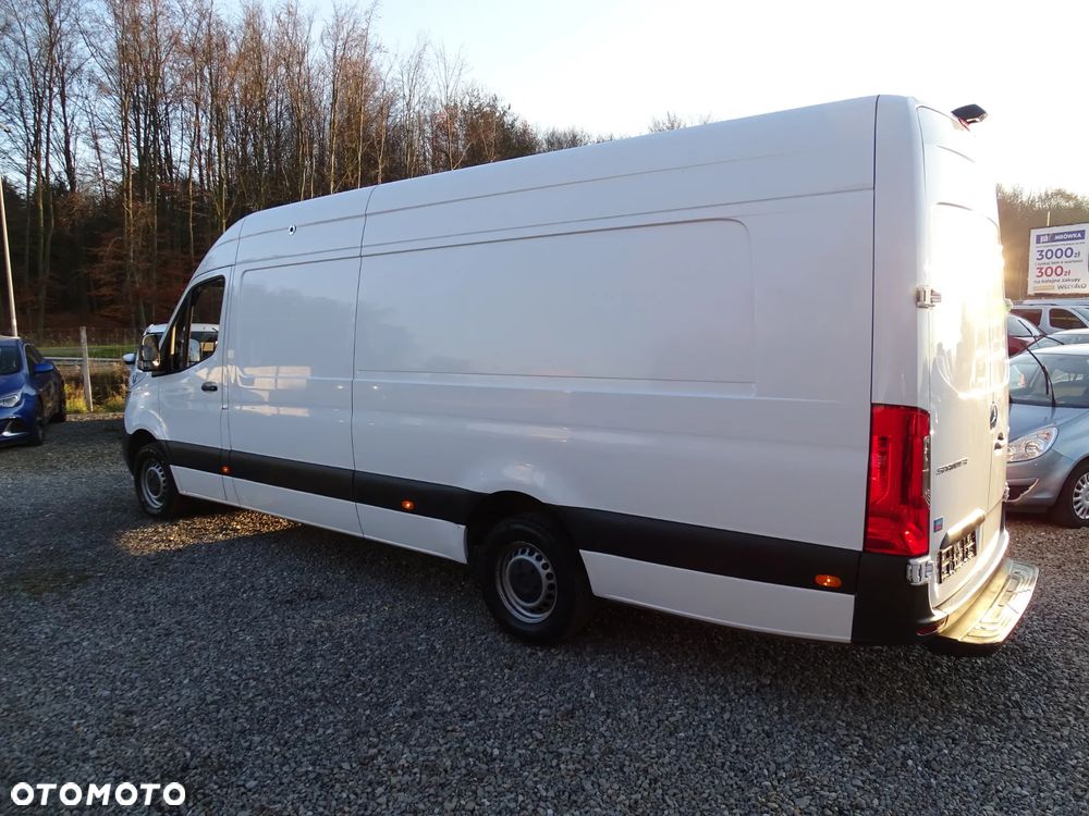 Mercedes-Benz SPRINTER - 7