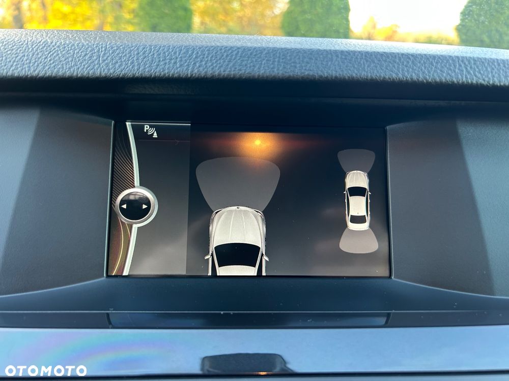 BMW Seria 5 520d Luxury Line - 19