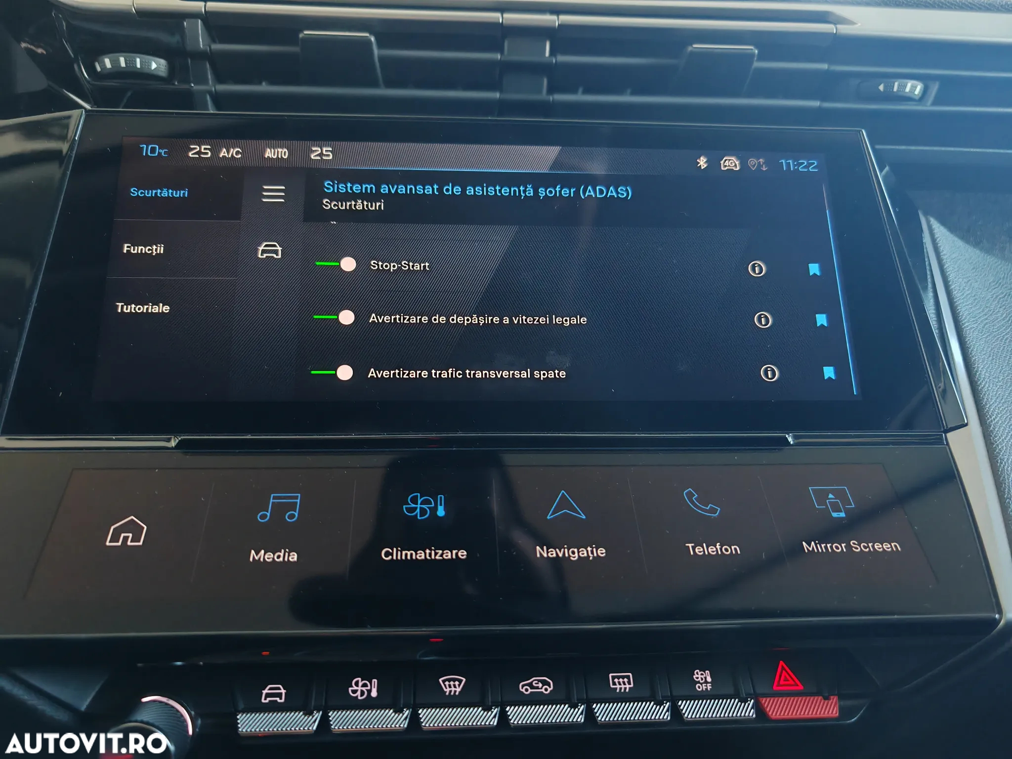 Peugeot 408 1.2L PureTech 130 S&S EAT8 Allure - 23