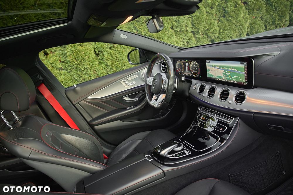 Mercedes-Benz Klasa E 53 AMG 4-Matic+ - 33