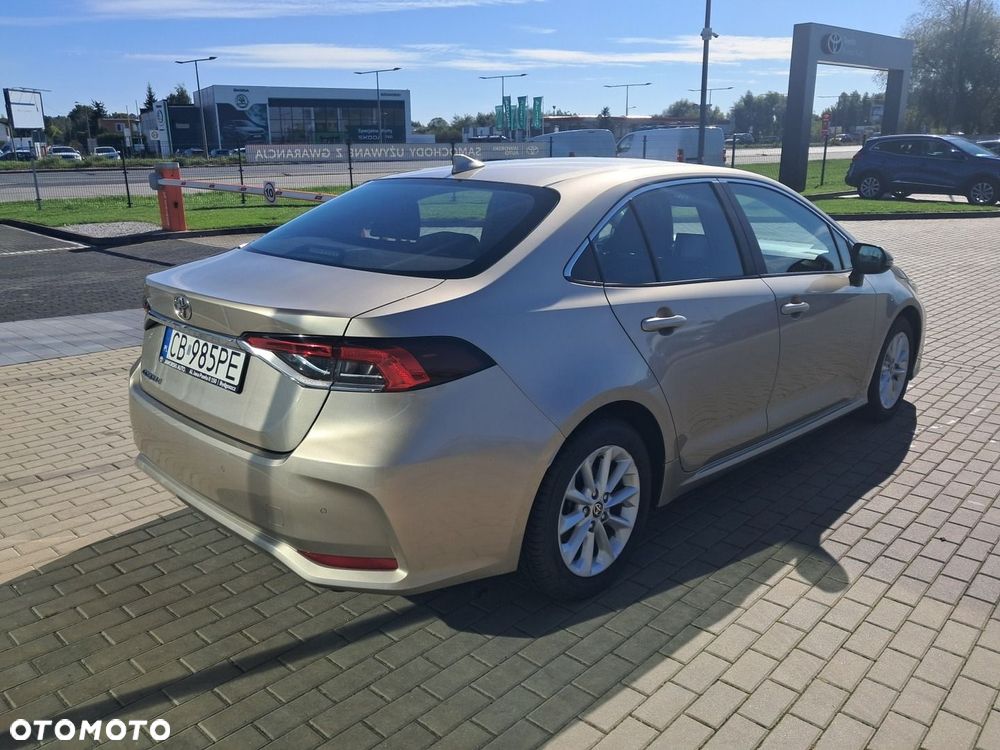Toyota Corolla - 5