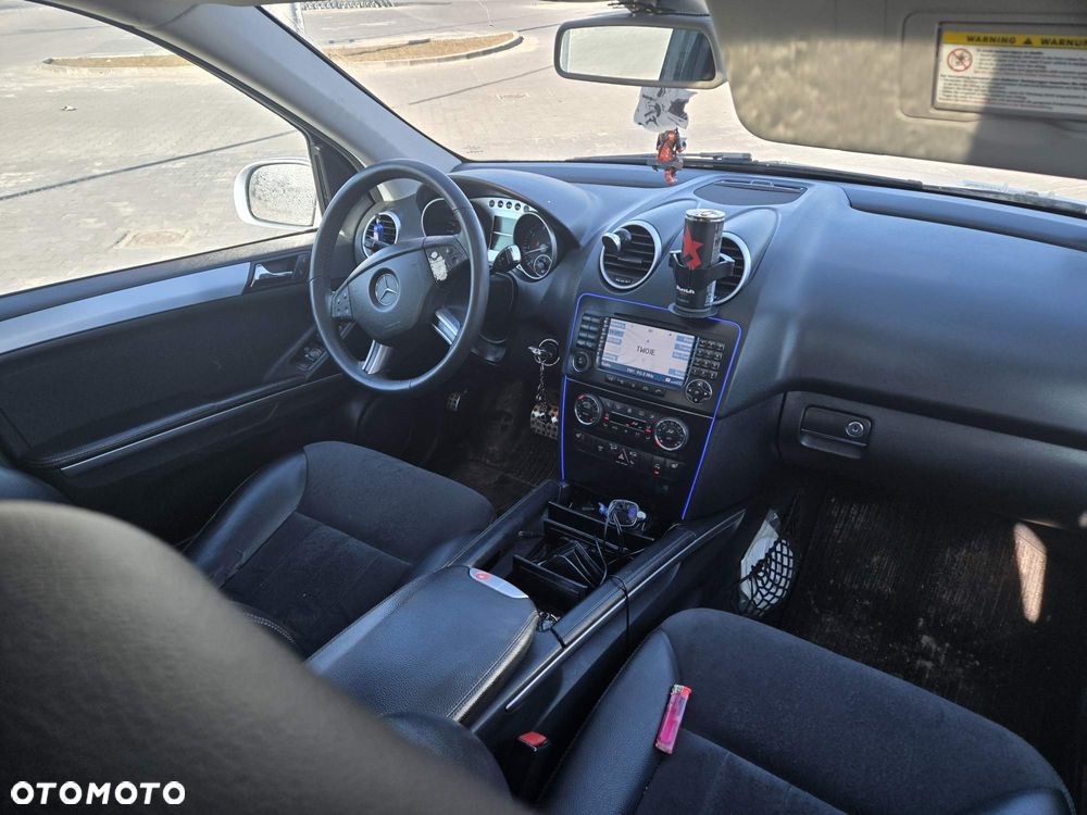 Mercedes-Benz ML 350 4-Matic - 6