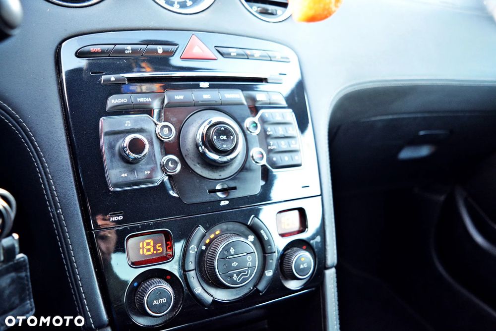 Peugeot RCZ 1.6 THP - 26