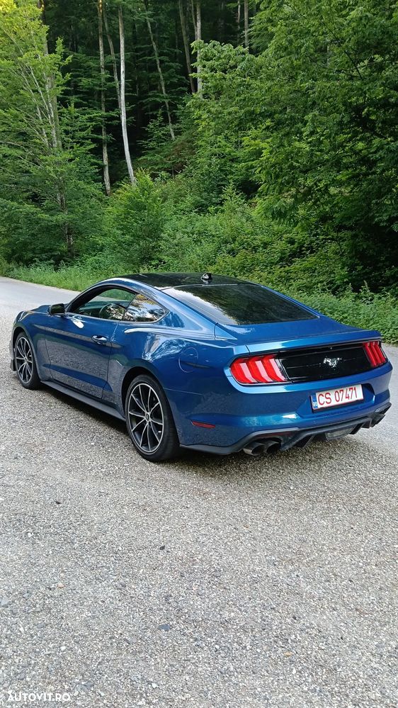 Ford Mustang 2.3 Eco Boost Aut. - 4