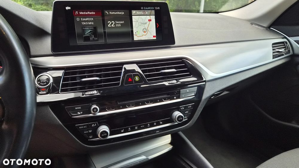 BMW Seria 5 520d Efficient Dynamics Edition Sport Line - 13