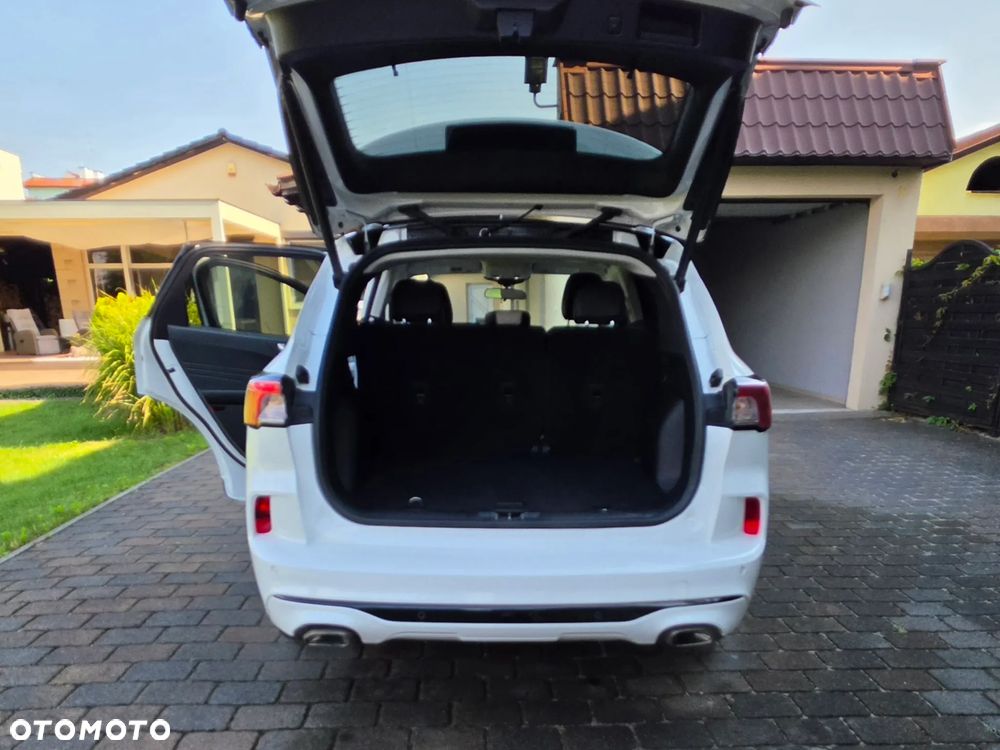 Ford Kuga - 23