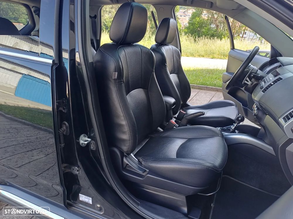 Mitsubishi Outlander 2.2 DI-D Instyle 2 Aut. 4WD - 37