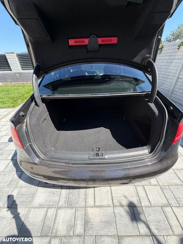 Audi A4 Limuzina 2.0 TDI B8 - 6