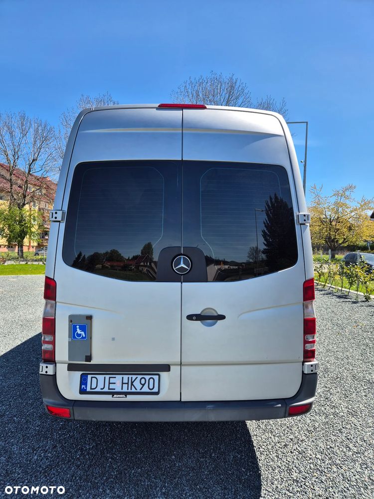 Mercedes-Benz Sprinter - 5