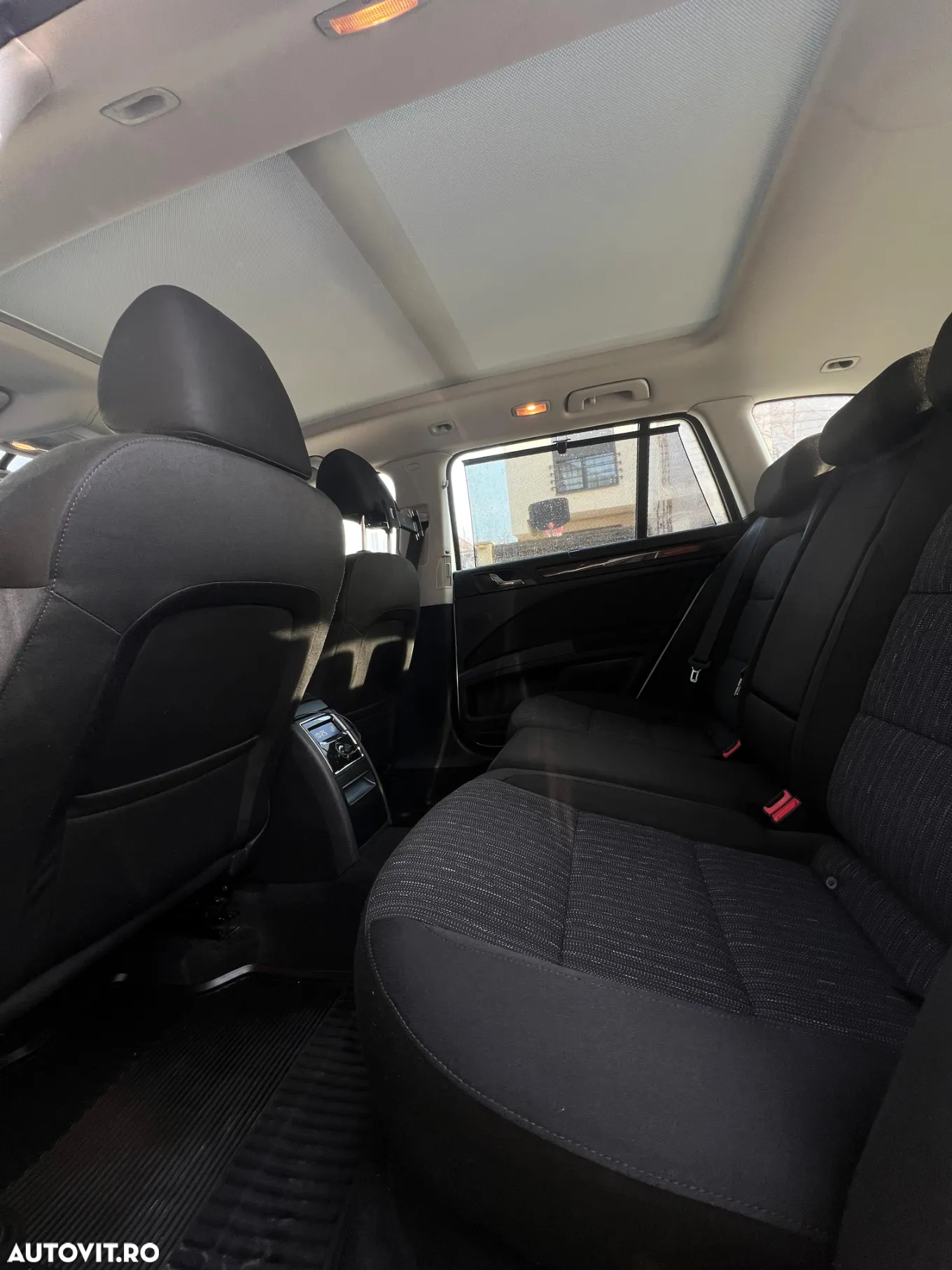 Skoda Superb Combi 2.0 TDI 4X4 Elegance - 18