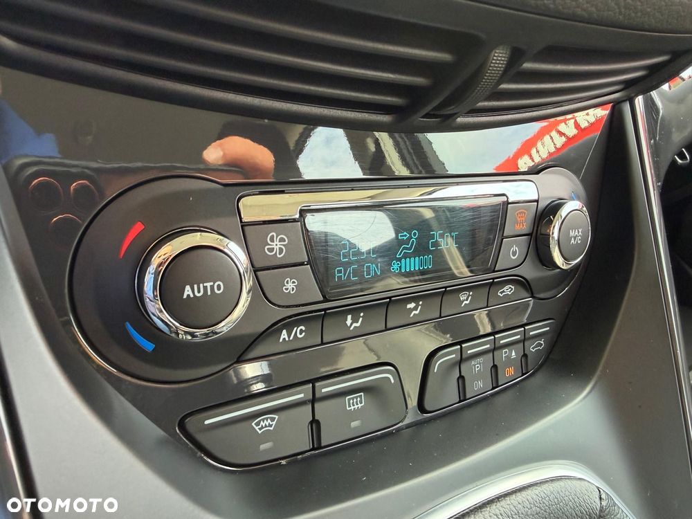 Ford Kuga 2.0 TDCi 4WD Titanium - 16