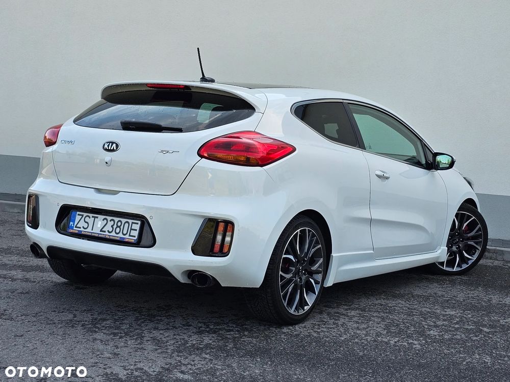 Kia Ceed 1.6 T-GDI GT-Track - 9