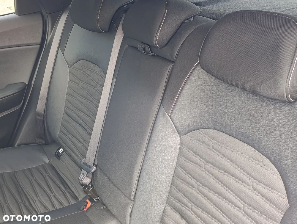 Kia Ceed 1.5 T-GDI DCT7 OPF GT Line - 14