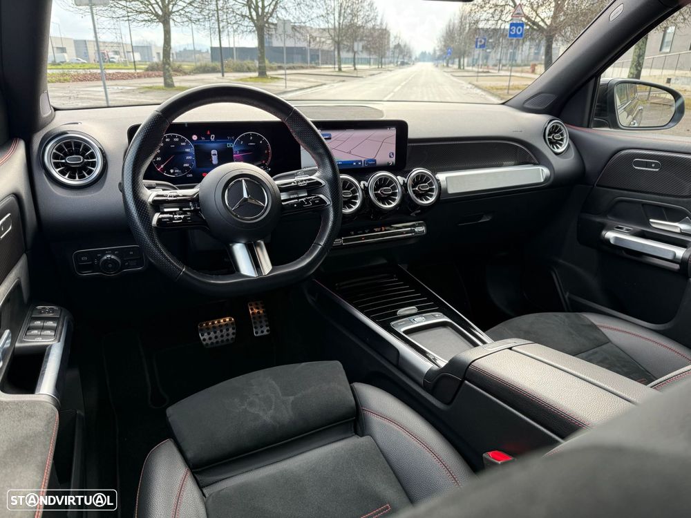 Mercedes-Benz GLB 180 d AMG Line - 11