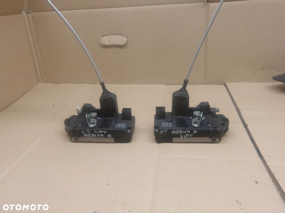 OPEL MERIVA A I LIFT 05-10 1.4B ZAMEK DRZWI PRAWY LEWY TYŁ 13154793 13154794 - 1