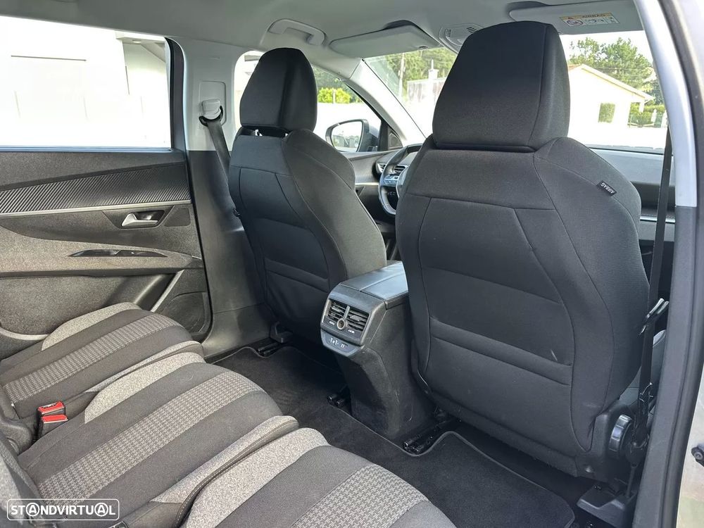 Peugeot 5008 1.2 PureTech Allure - 60
