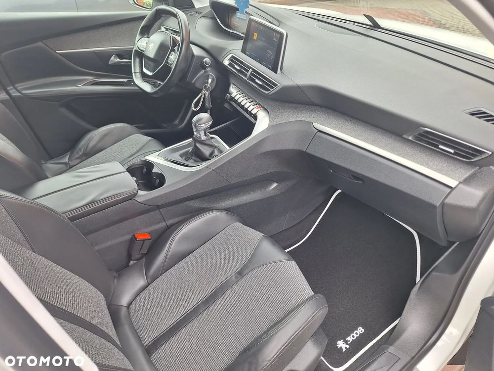 Peugeot 3008 2.0 BlueHDi Allure - 31