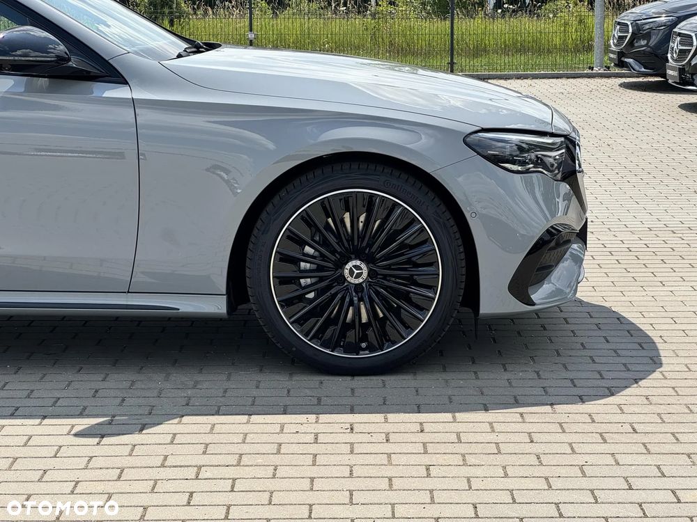 Mercedes-Benz Klasa E 220 d mHEV 4-Matic AMG 9G-Tronic - 8