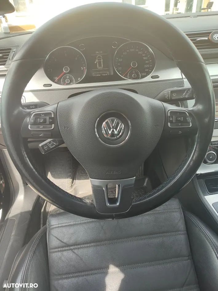 Volkswagen Passat Variant 2.0 TDI Highline DPF - 3
