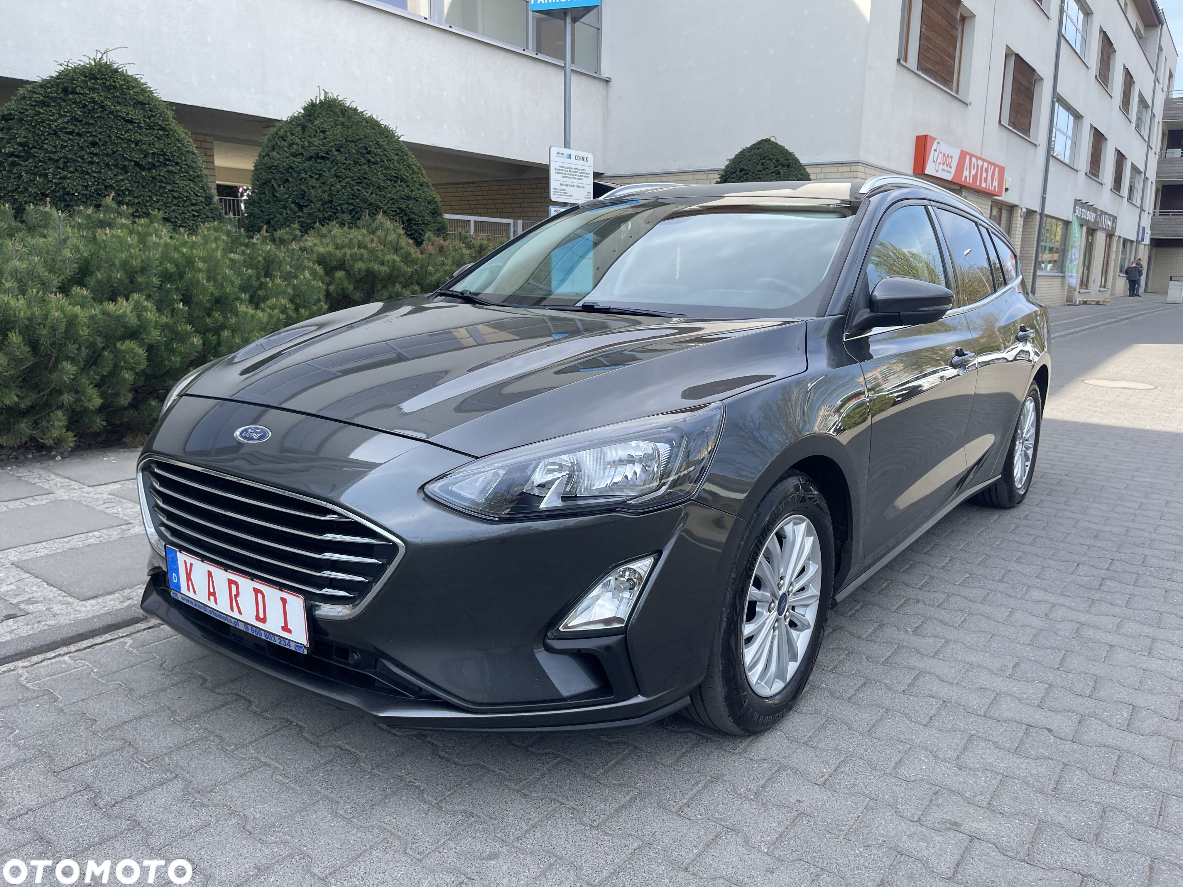 Ford Focus - 1
