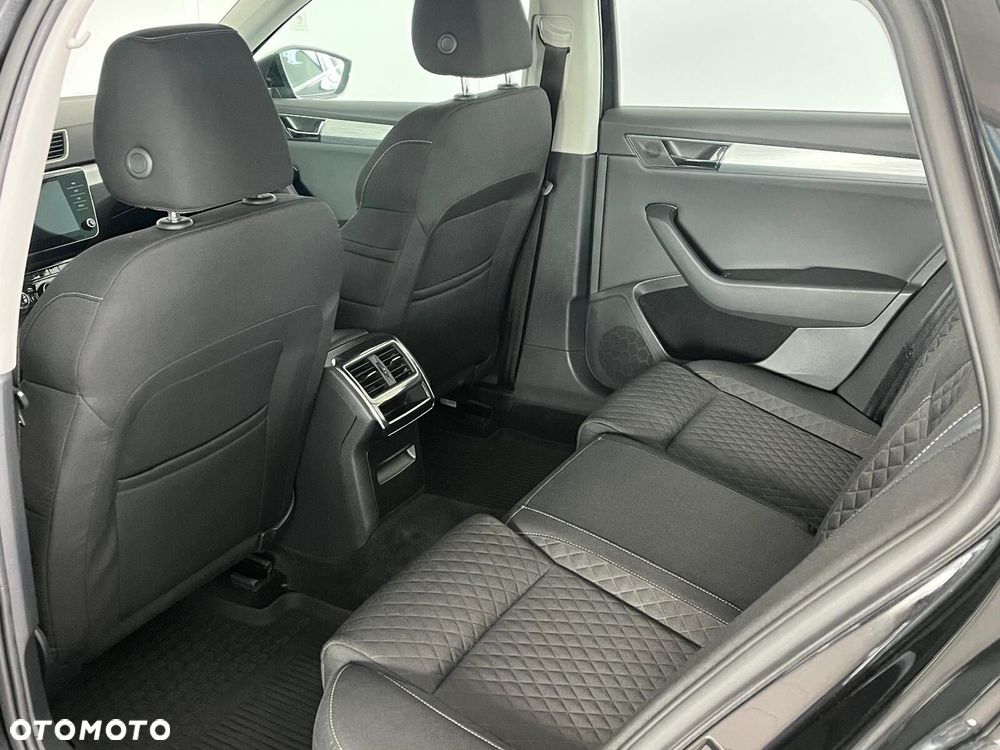 Skoda Superb 1.5 TSI ACT Ambition DSG - 33