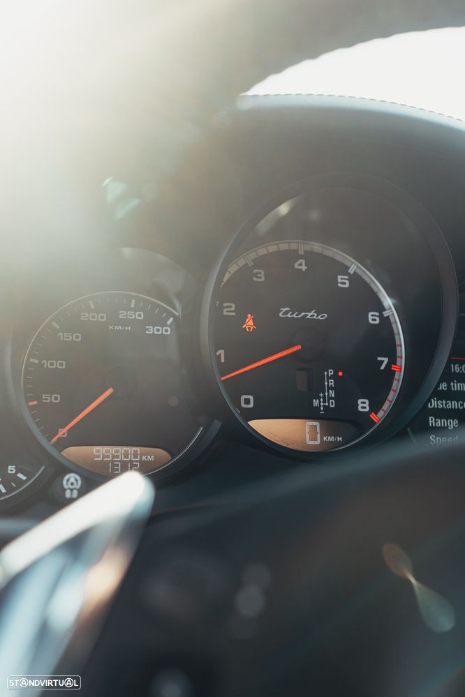 Porsche Cayenne Turbo - 44