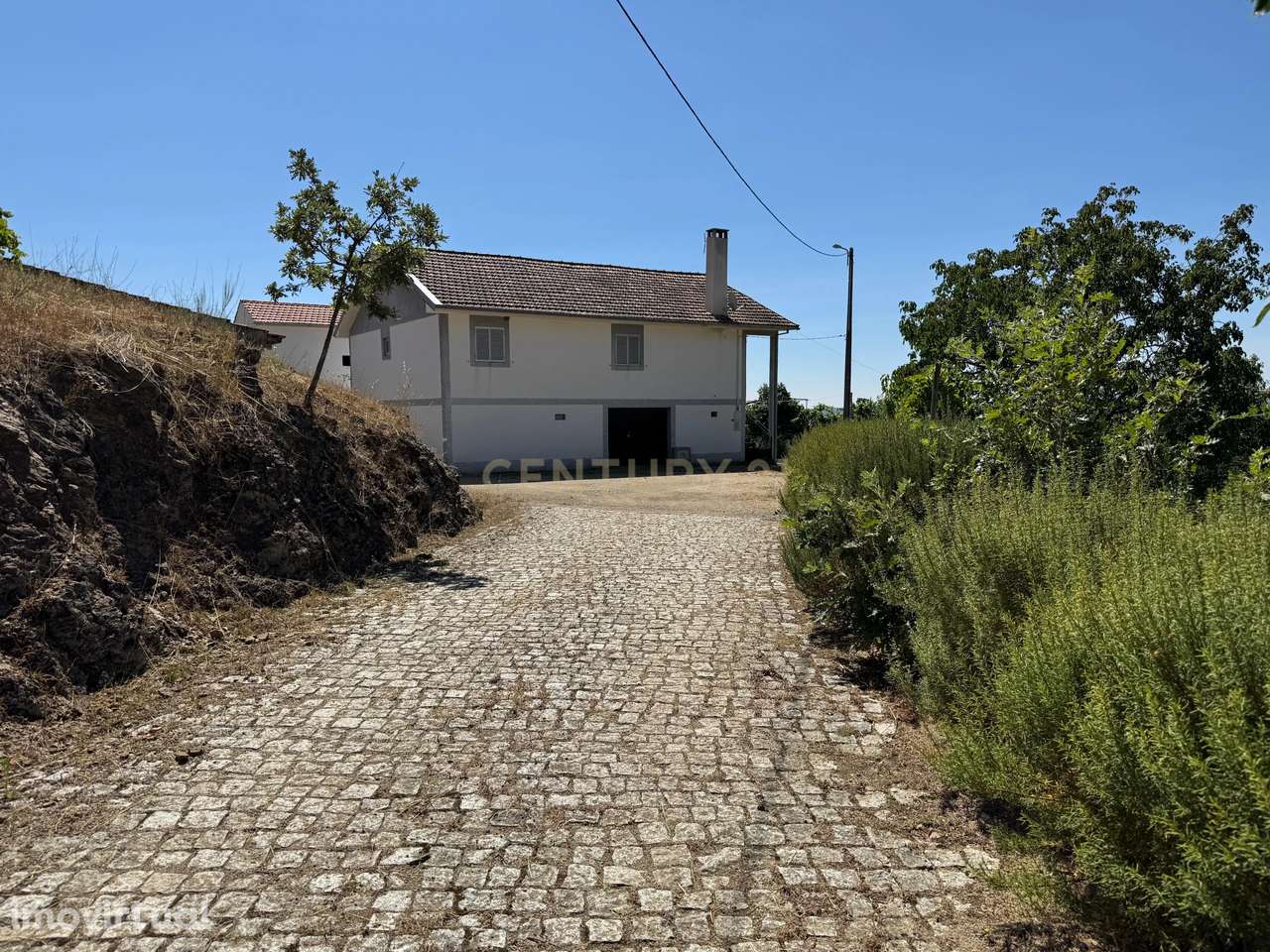 Casa Usada T5 e 2 casas de banho em Mofreita, Vinhais por 110.000€ - Grande imagem: 4/34